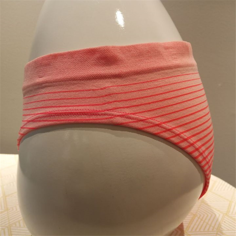 经典渐变色条女士三角裤