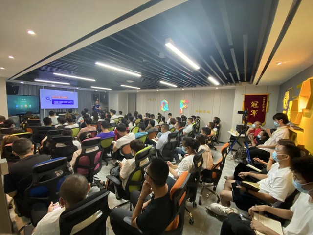 mmexport1695107917359