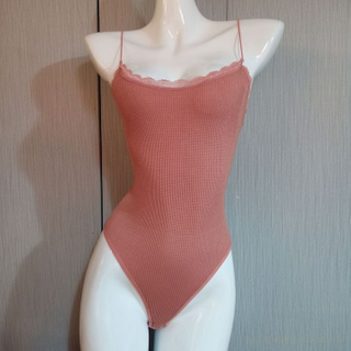 连体衣